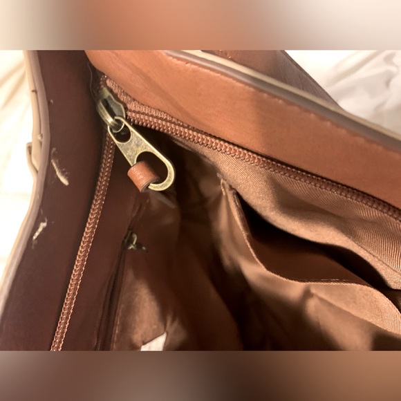 Universal Thread Leopard Print Crossbody bag - Picture 5 of 6